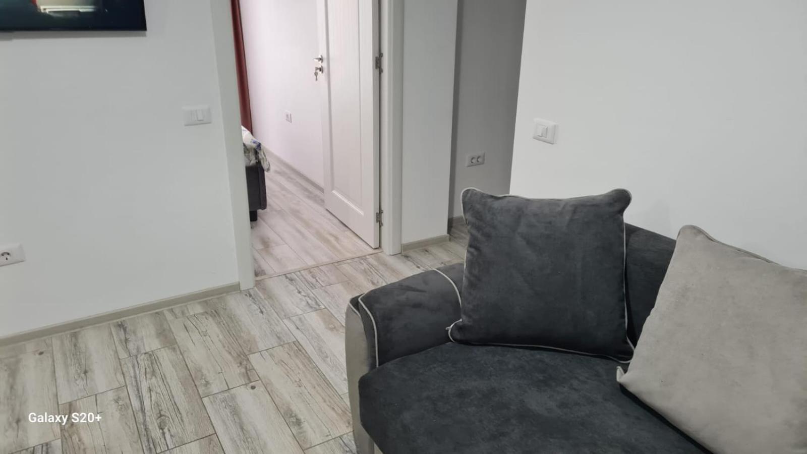 Apartament David Ramnicu Valcea Exterior photo